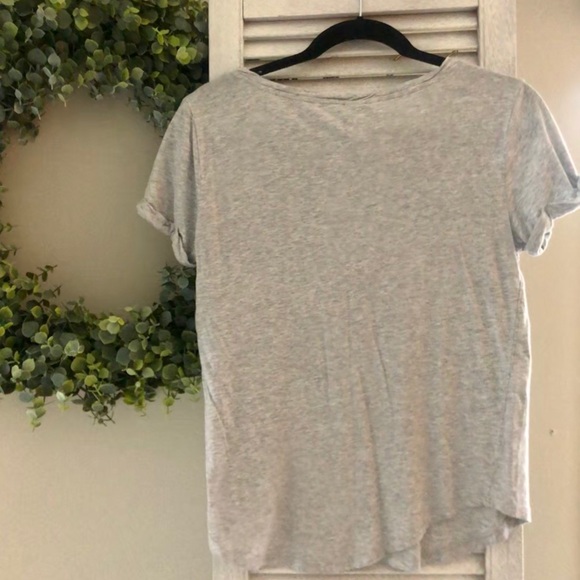 H&M Basic Tee - Picture 2 of 2